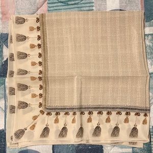Silk Scarf Ivory with tassel print
